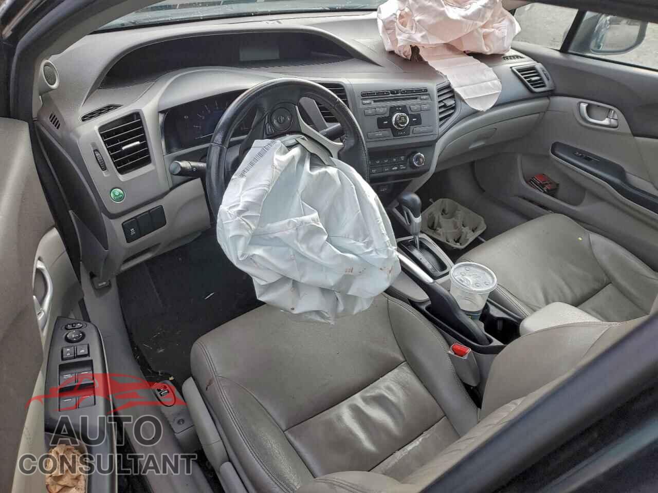 HONDA CIVIC 2012 - 2HGFB2F95CH524932