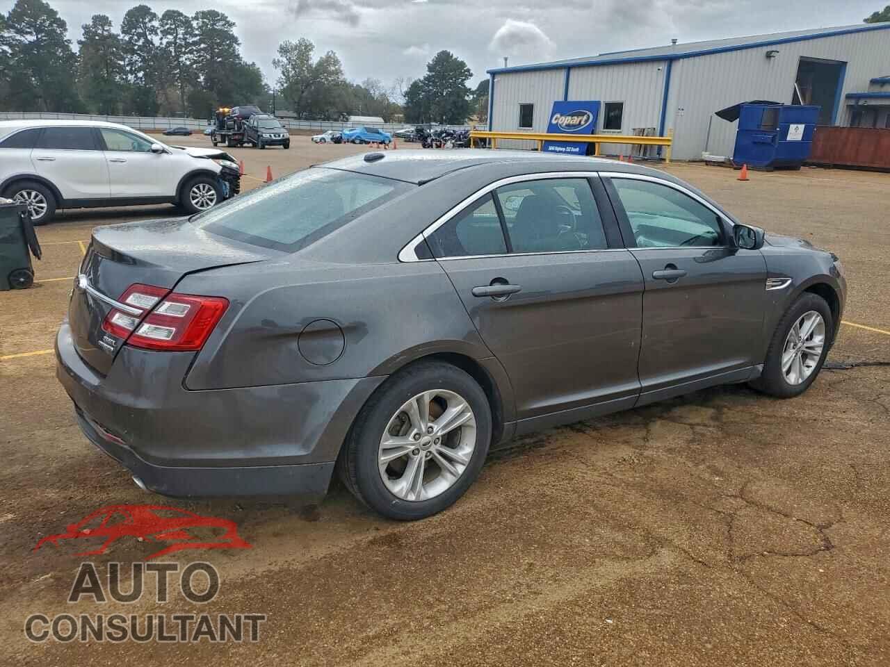 FORD TAURUS 2015 - 1FAHP2E85FG192210