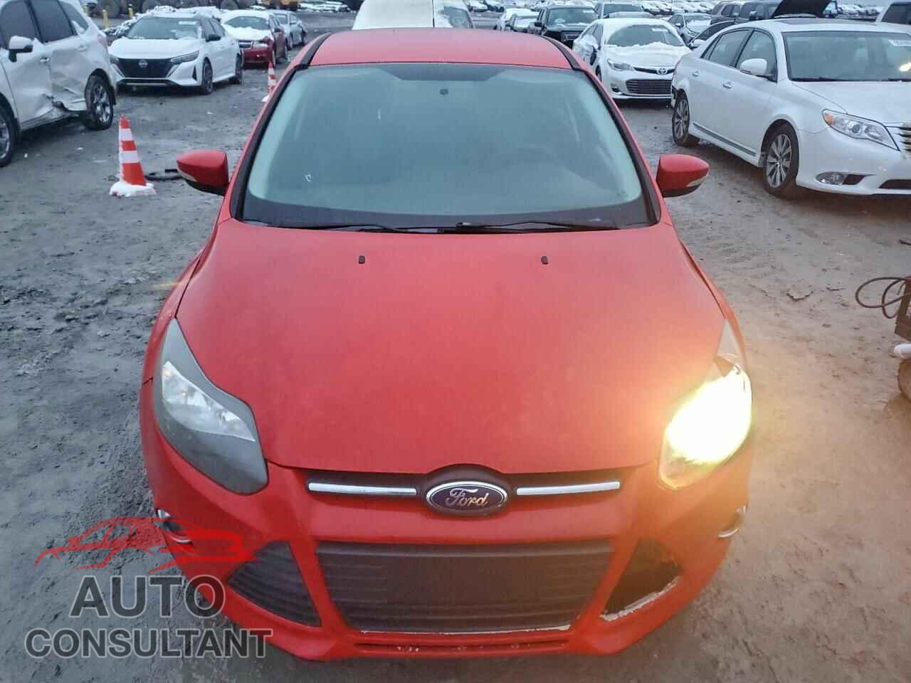 FORD FOCUS 2014 - 1FADP3F21EL316039