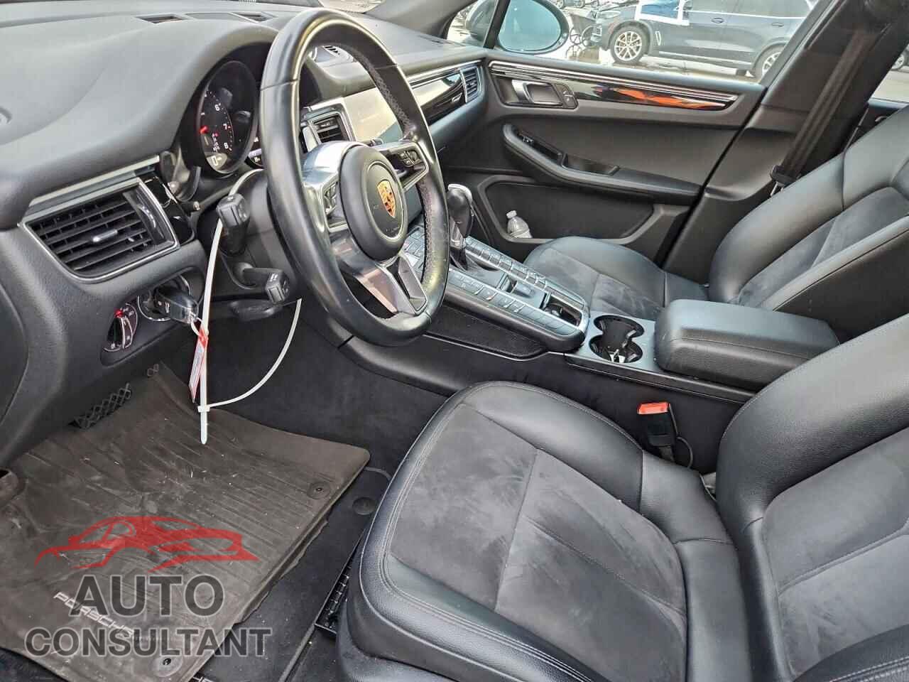 PORSCHE MACAN 2018 - WP1AA2A51JLB03062
