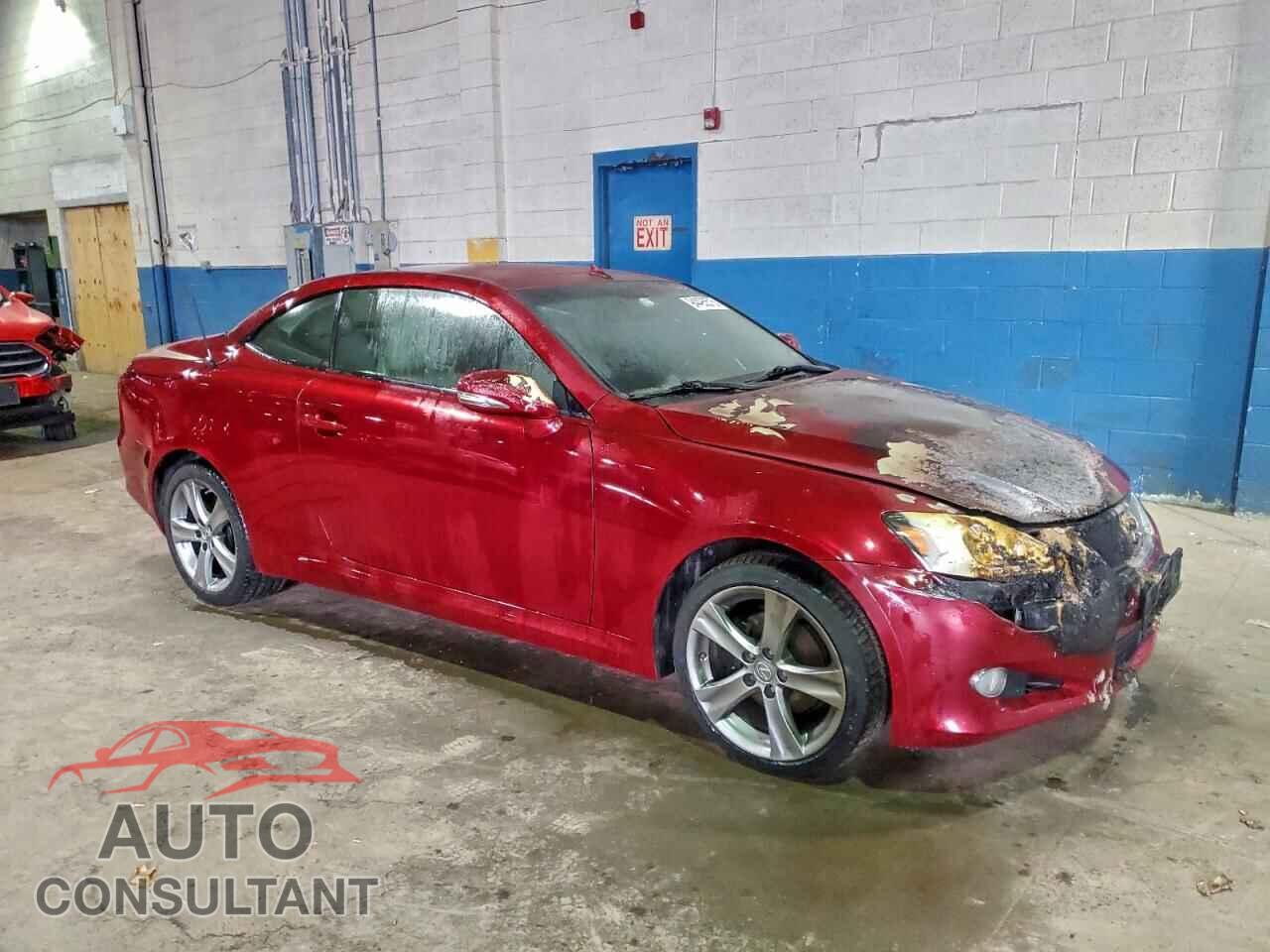 LEXUS IS 2012 - JTHFF2C24C2523949