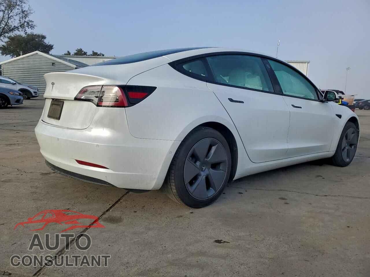 TESLA MODEL 3 2021 - 5YJ3E1EA7MF093810