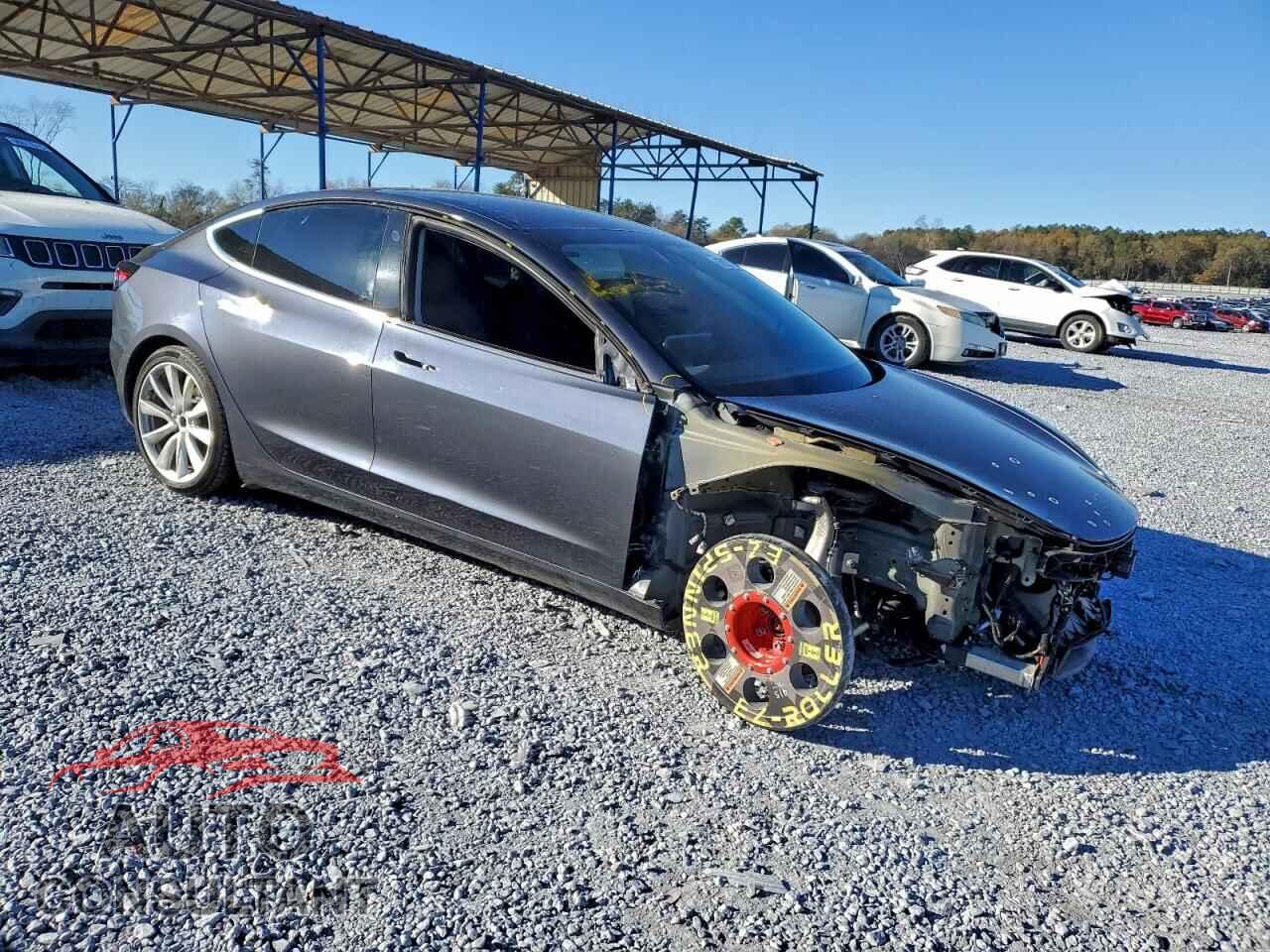 TESLA MODEL 3 2019 - 5YJ3E1EB4KF389258