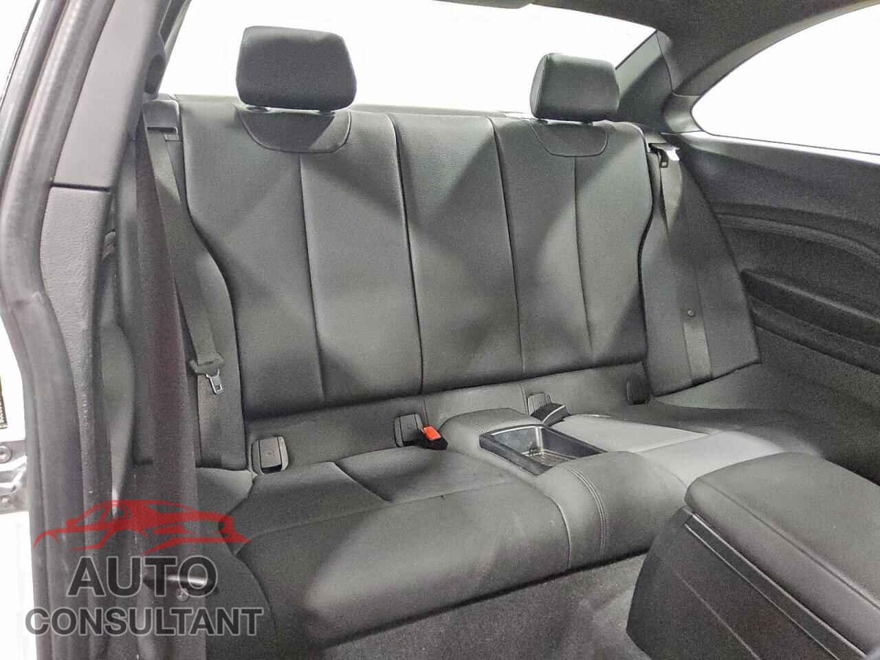 BMW 2 SERIES 2018 - WBA2J1C56JVD09205