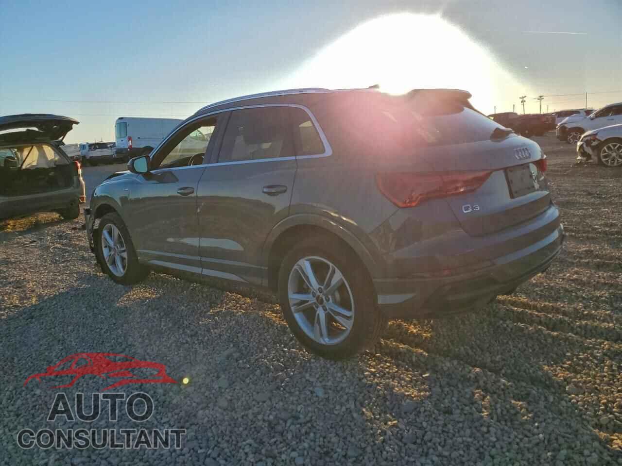 AUDI Q3 2021 - WA1DECF30M1027229