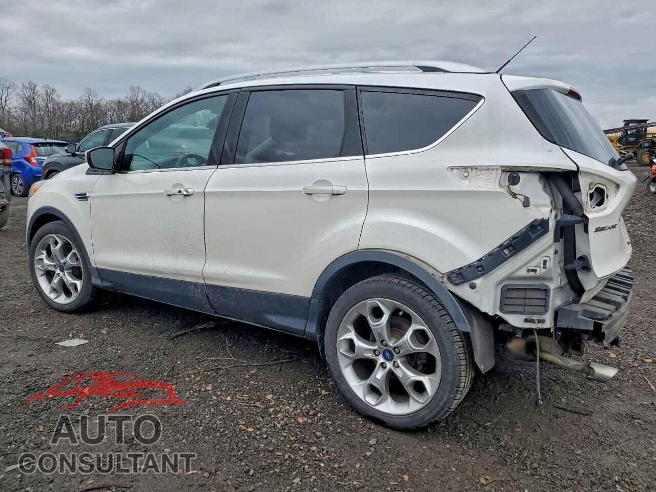 FORD ESCAPE 2015 - 1FMCU9J91FUB67726