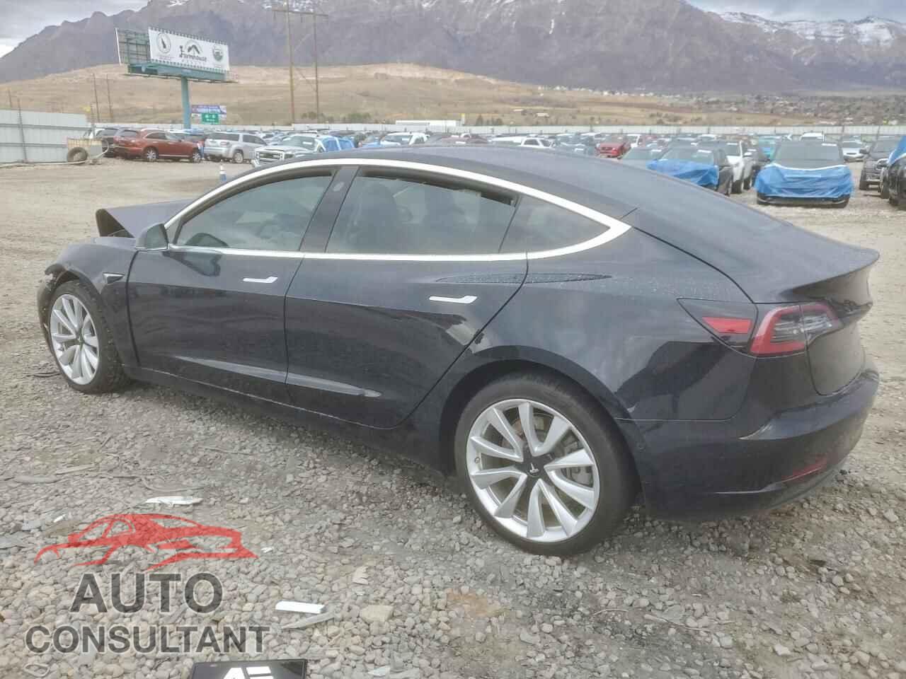 TESLA MODEL 3 2018 - 5YJ3E1EB3JF076927