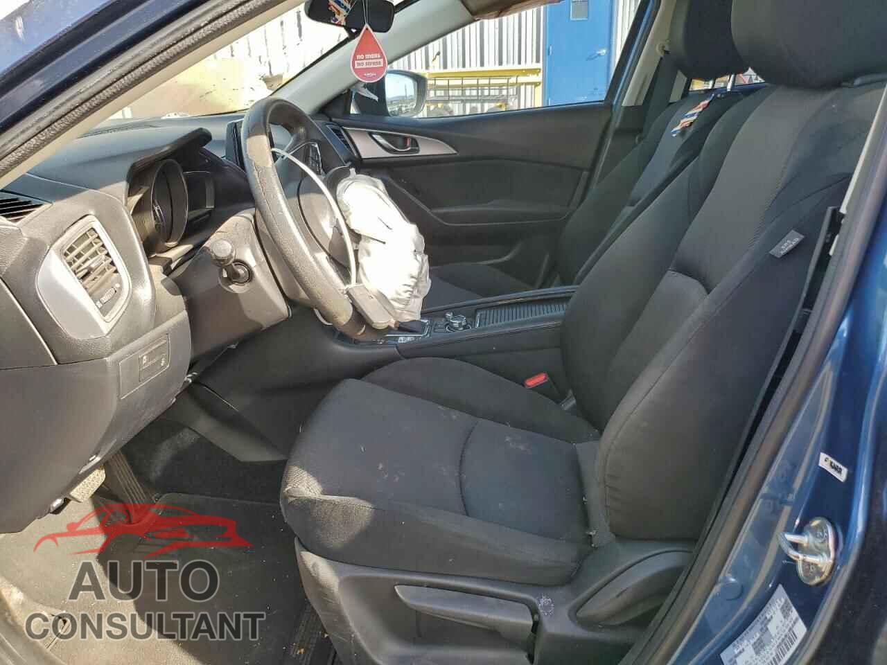 MAZDA 3 2017 - 3MZBN1U77HM157201