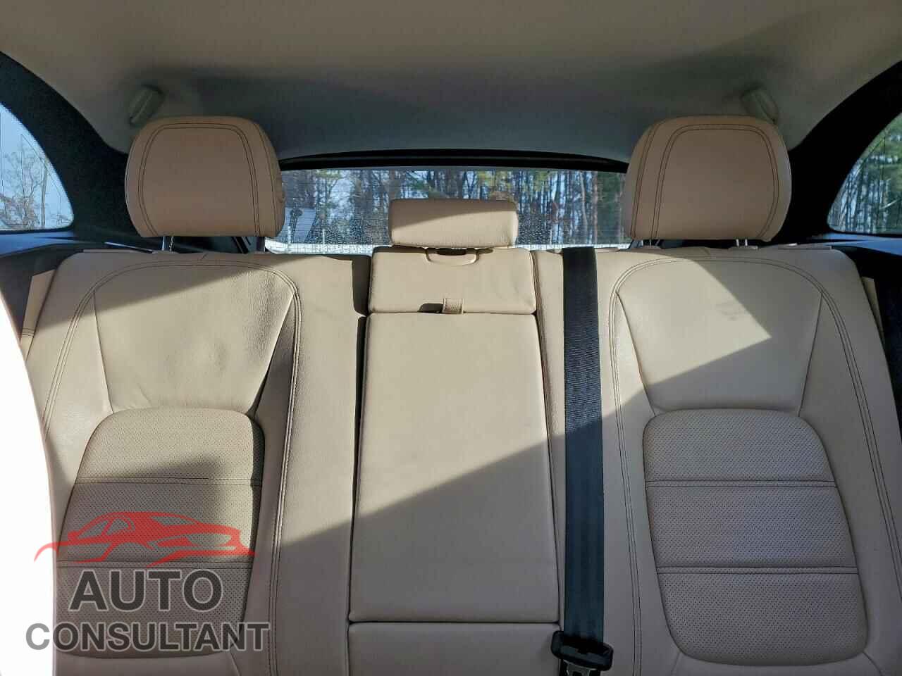 JAGUAR F-PACE 2017 - SADCK2BN3HA498037