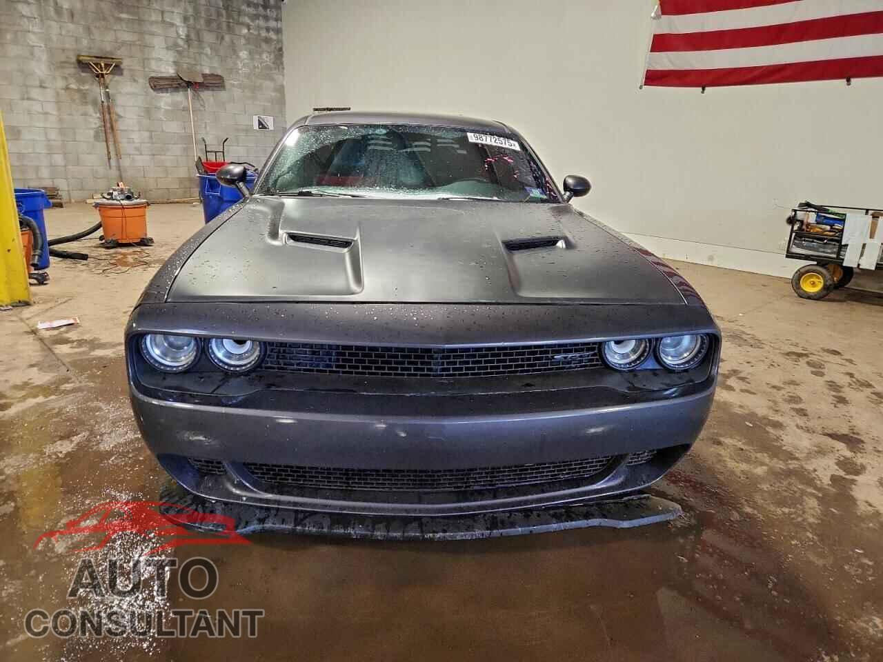 DODGE CHALLENGER 2018 - 2C3CDZFJ0JH161505