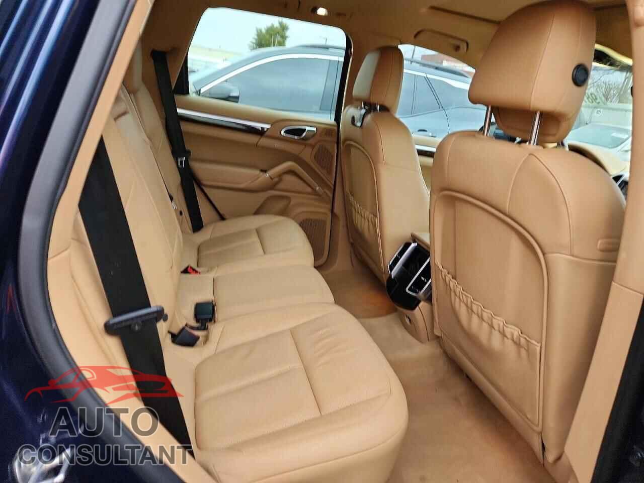 PORSCHE CAYENNE 2013 - WP1AA2A24DLA03483