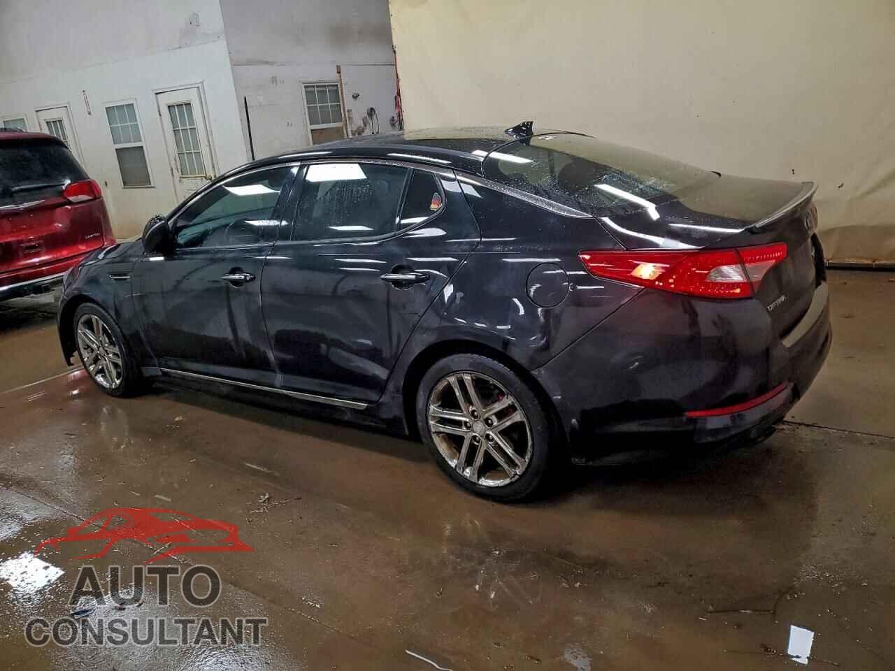 KIA OPTIMA 2013 - 5XXGR4A67DG100650