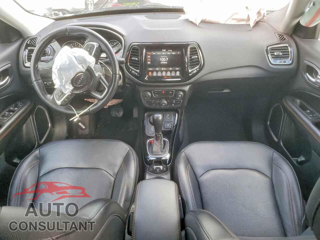JEEP COMPASS 2020 - 3C4NJDCB3LT204063
