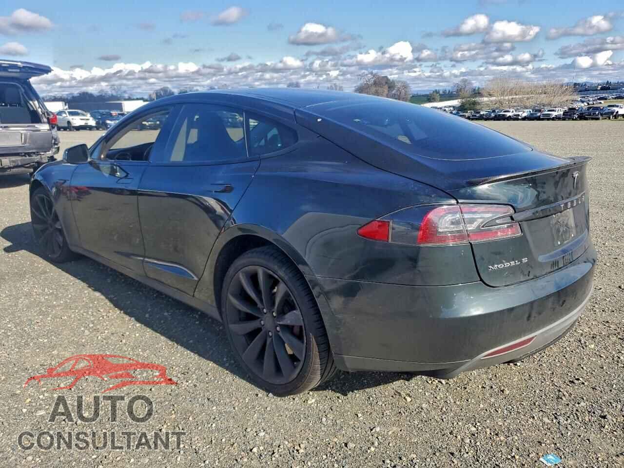 TESLA MODEL S 2013 - 5YJSA1CP6DFP14646