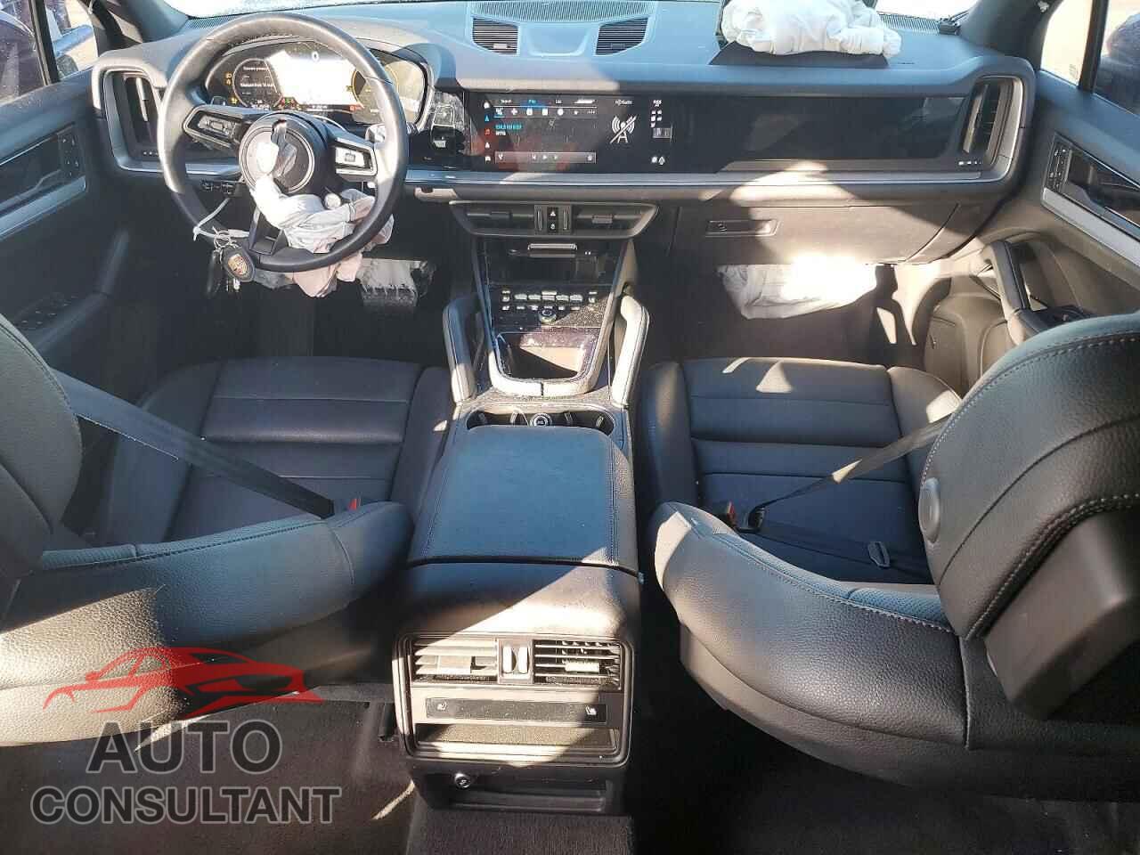 PORSCHE CAYENNE 2024 - WP1AA2AY2RDA10616