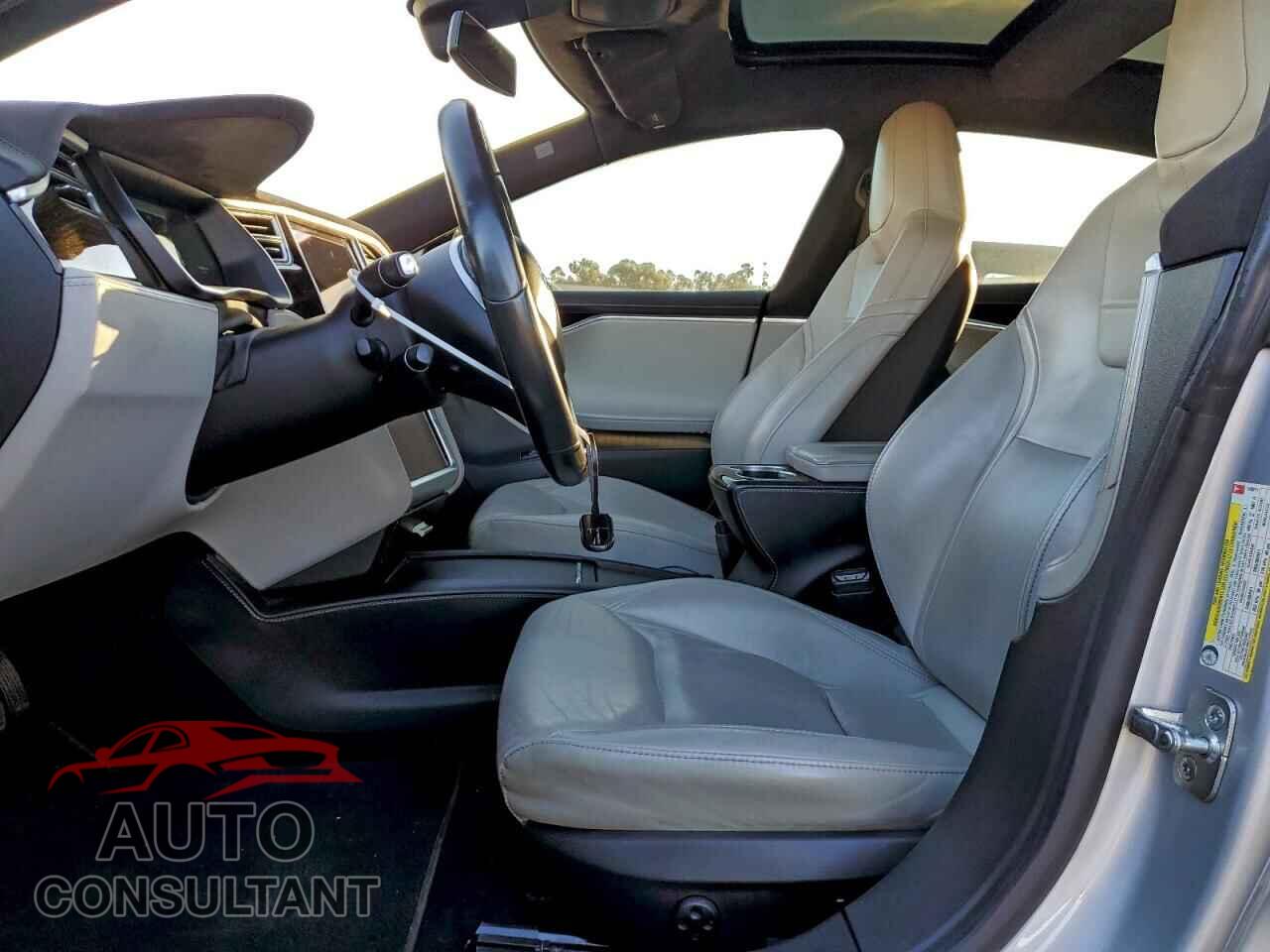 TESLA MODEL S 2016 - 5YJSA1E1XGF142011