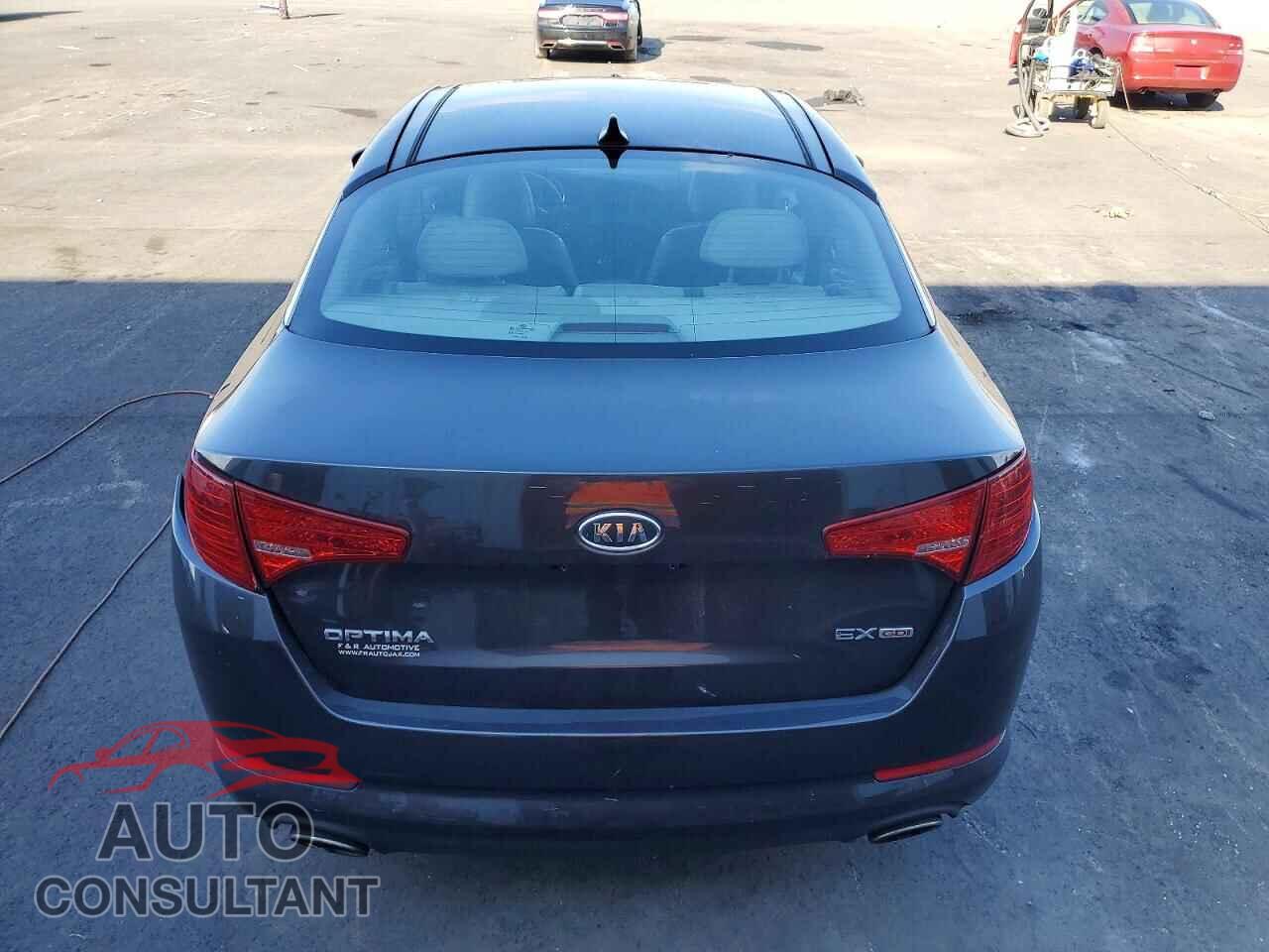 KIA OPTIMA 2011 - KNAGN4A70B5118801