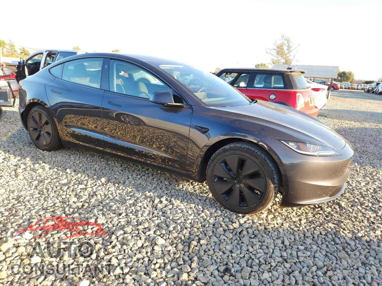 TESLA MODEL 3 2025 - 5YJ3E1EA0SF927056