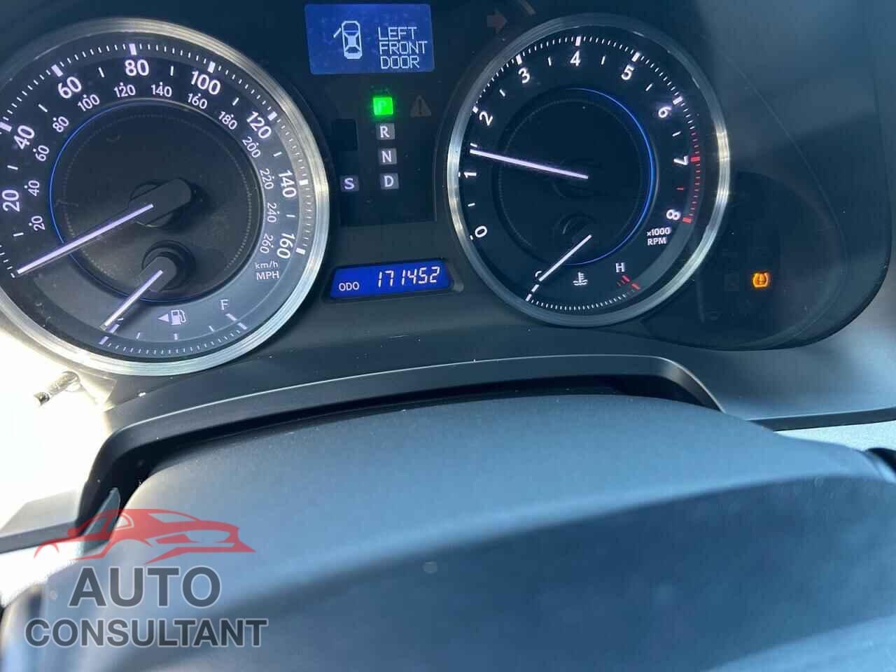 LEXUS IS 2011 - JTHBF5C20B5141236