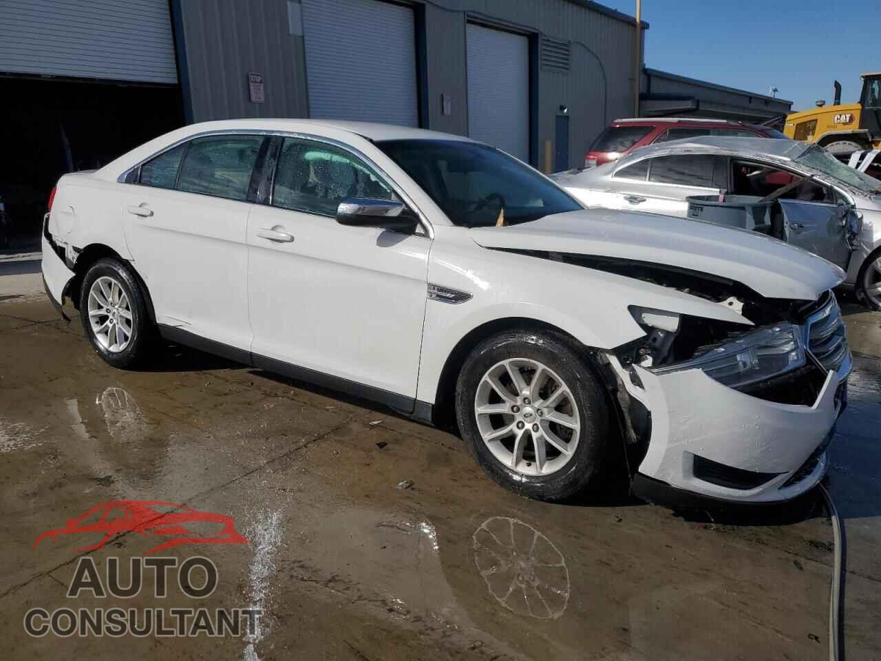 FORD TAURUS 2014 - 1FAHP2D82EG182184