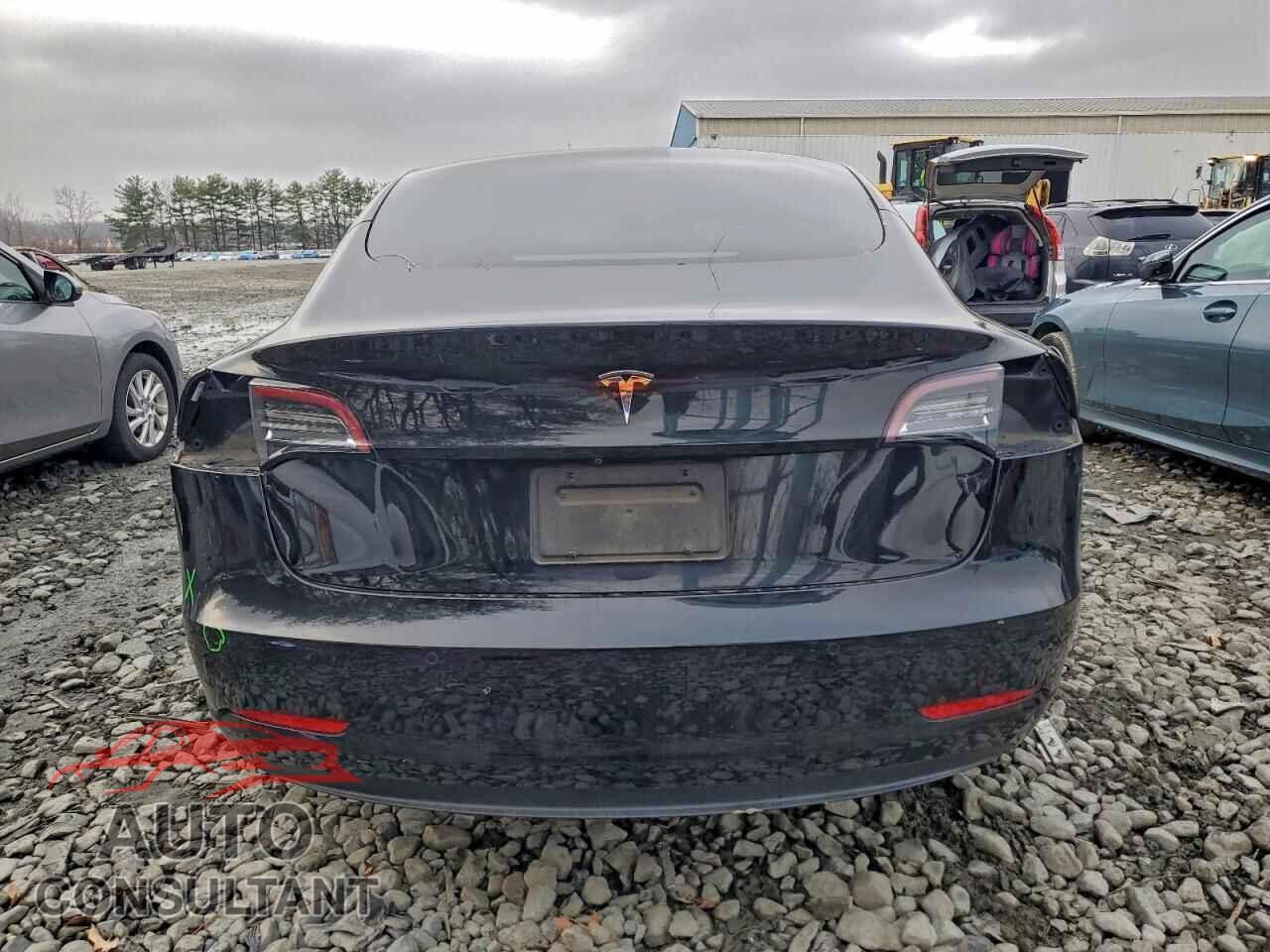 TESLA MODEL 3 2021 - 5YJ3E1EA8MF922965