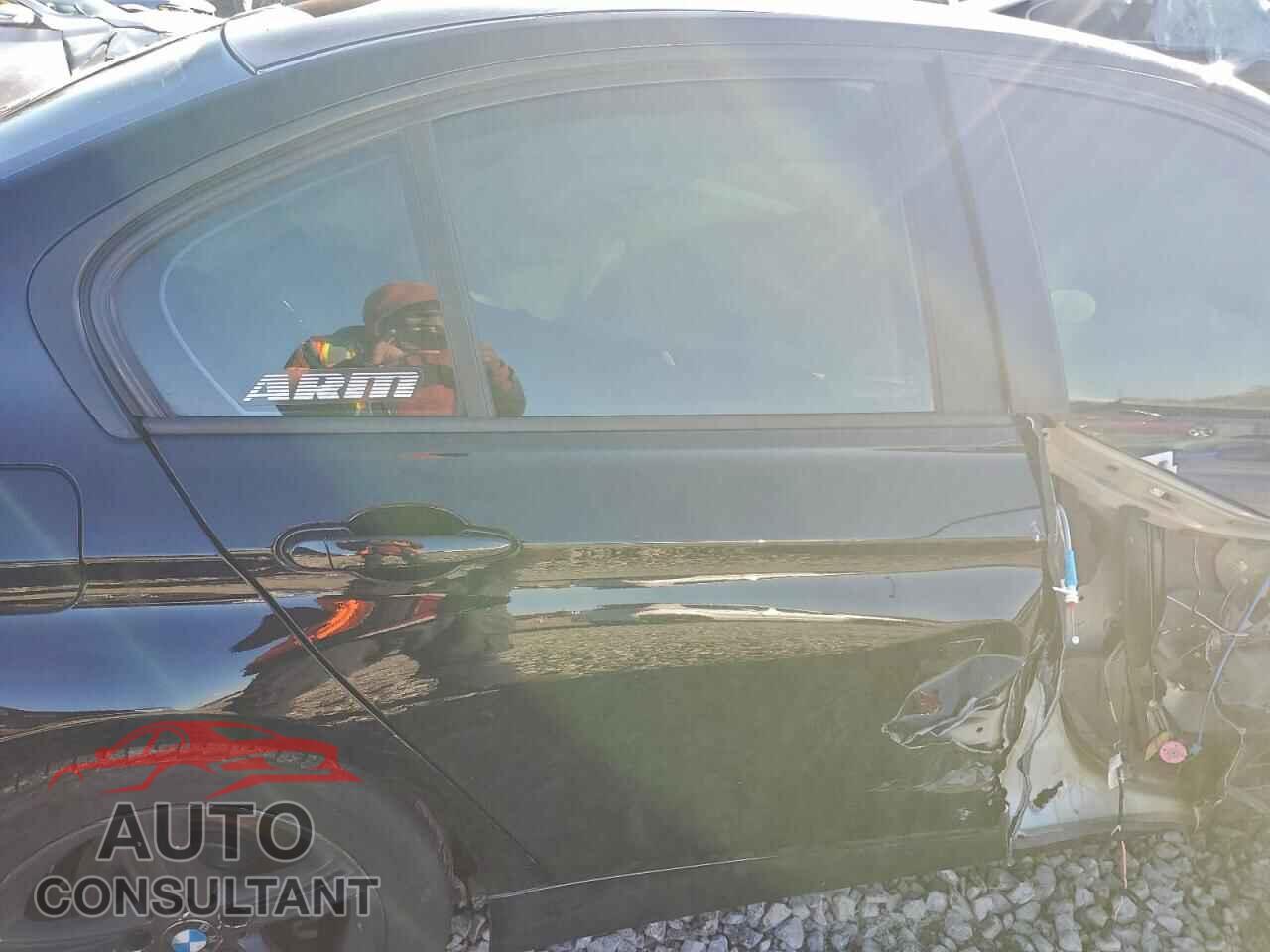 BMW 3 SERIES 2015 - WBA3B1C57FP831352