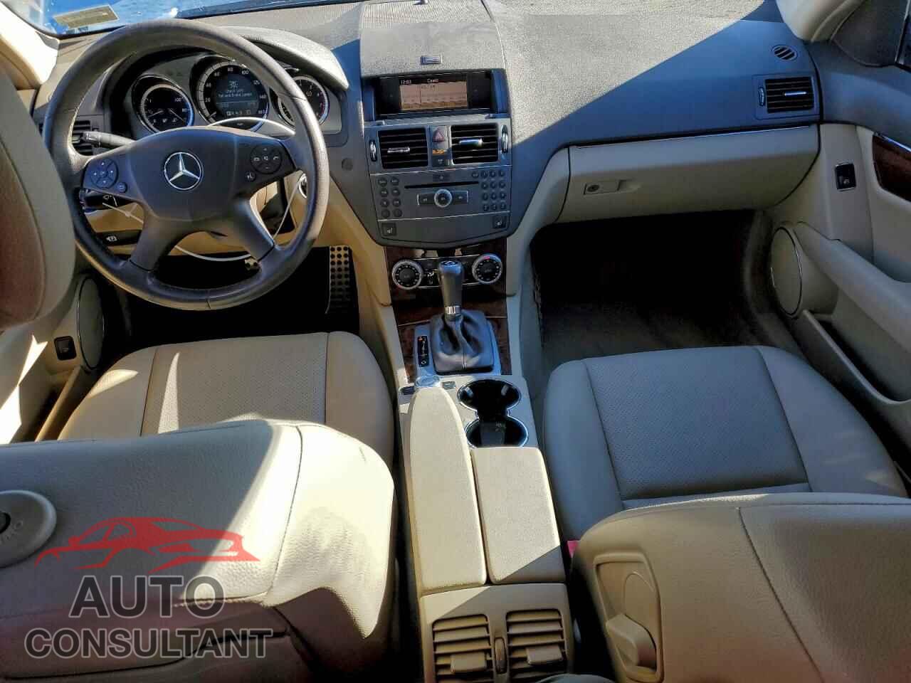MERCEDES-BENZ C-CLASS 2010 - WDDGF8BBXAF417852