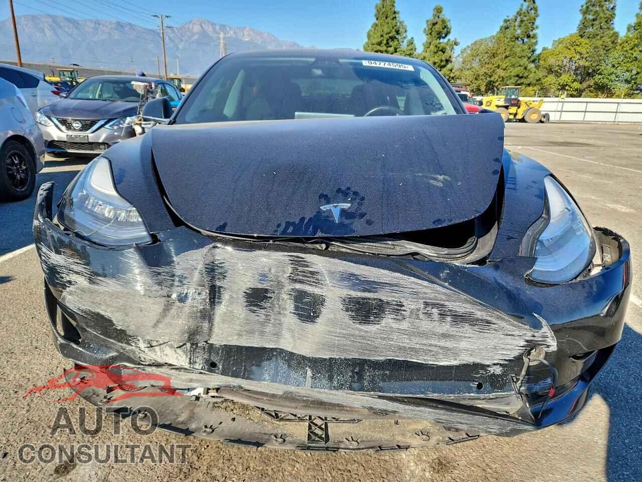 TESLA MODEL 3 2018 - 5YJ3E1EA1JF172997