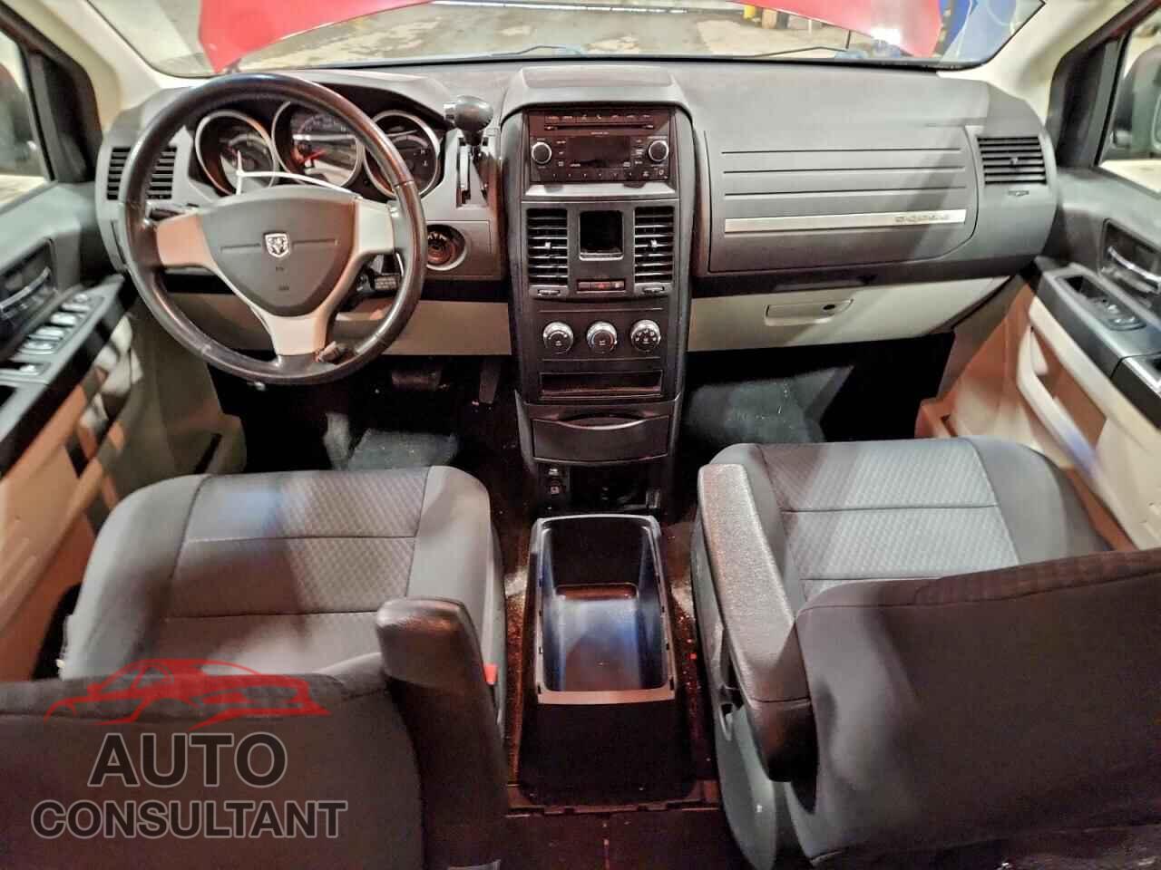 DODGE CARAVAN 2010 - 2D4RN4DE2AR473575