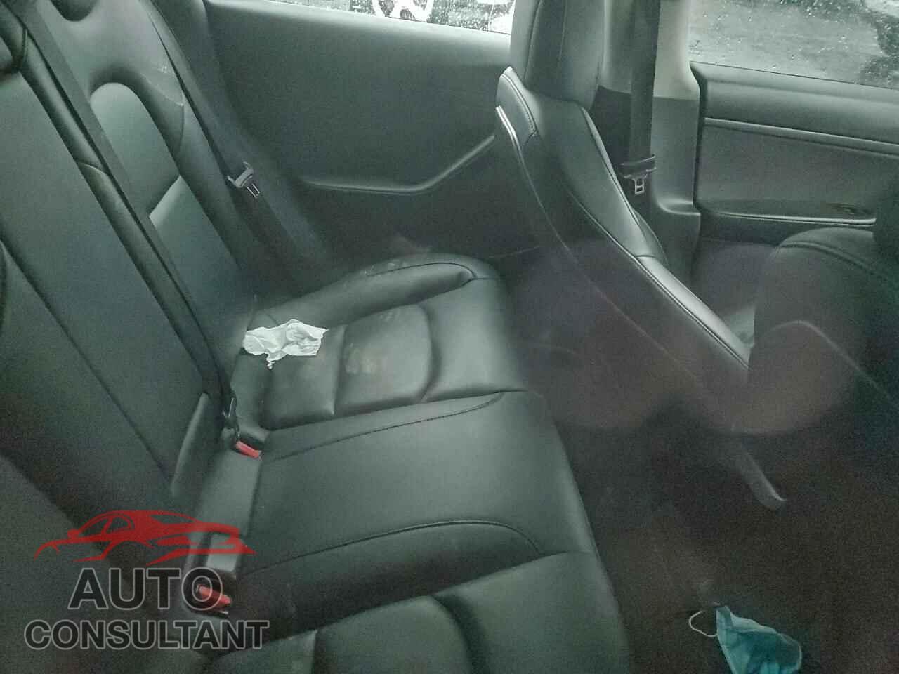 TESLA MODEL 3 2020 - 5YJ3E1EA2LF743867