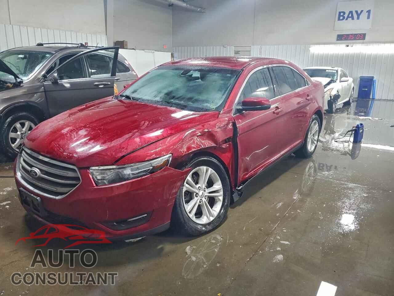 FORD TAURUS 2015 - 1FAHP2E87FG145597