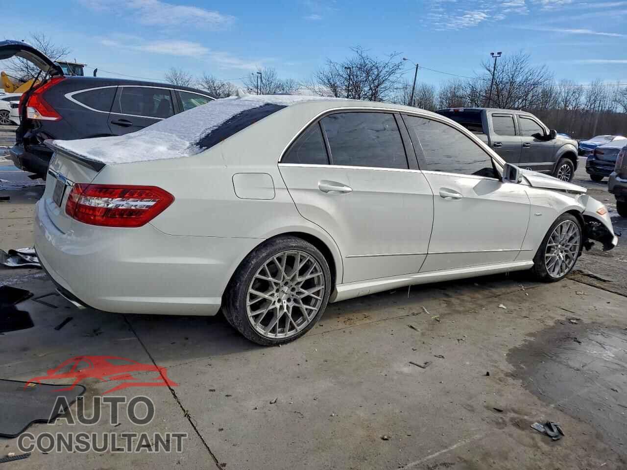 MERCEDES-BENZ E-CLASS 2012 - WDDHF8JB2CA521094