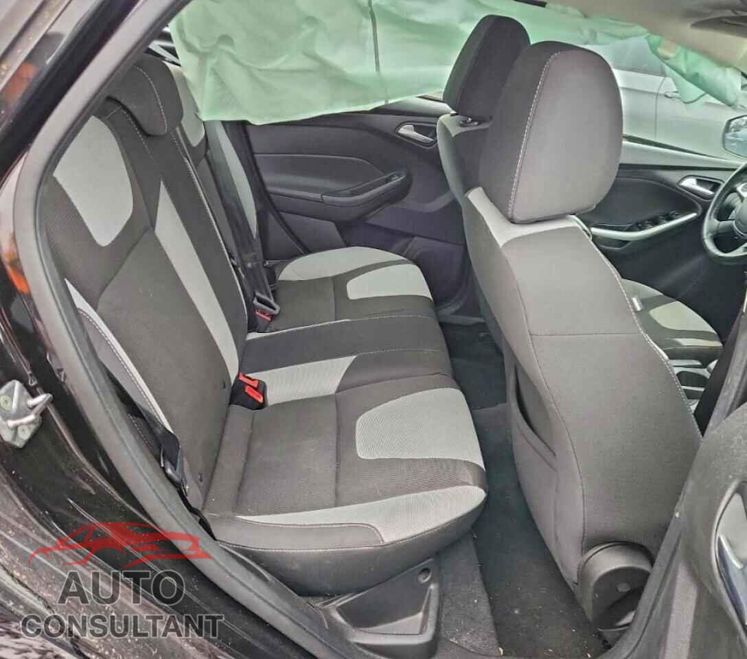 FORD FOCUS 2012 - 1FAHP3K21CL466804