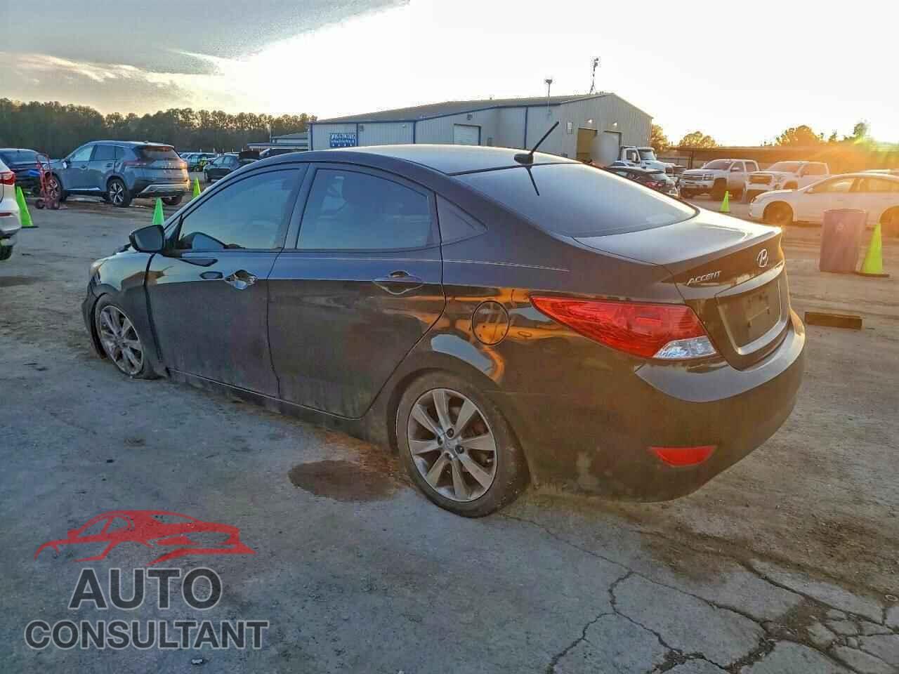HYUNDAI ACCENT 2013 - KMHCU4AE2DU382304