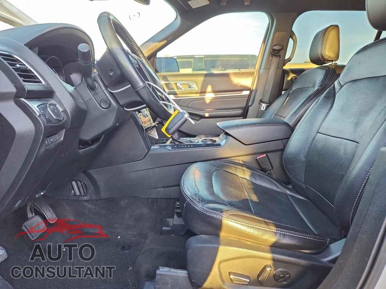 FORD EXPLORER 2018 - 1FM5K7FH6JGB55081