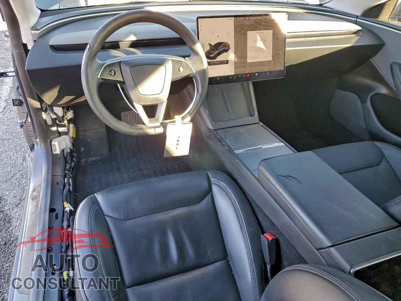 TESLA MODEL 3 2024 - 5YJ3E1EA7RF722120