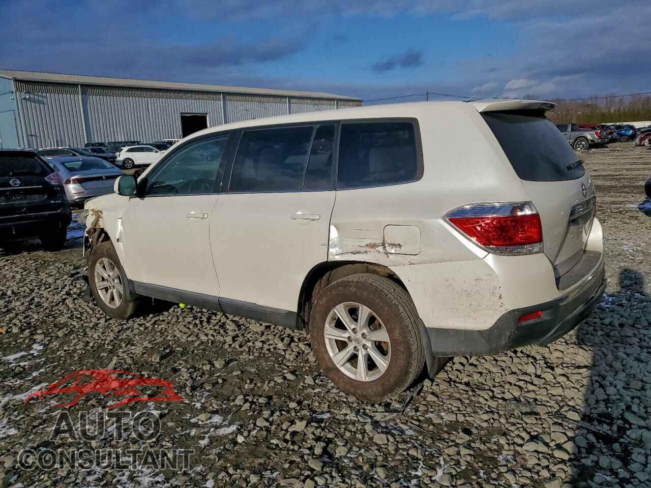 TOYOTA HIGHLANDER 2013 - 5TDBK3EH8DS202848