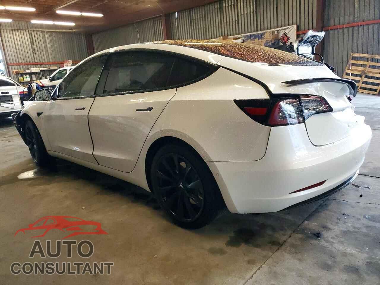 TESLA MODEL 3 2018 - 5YJ3E1EA1JF012375