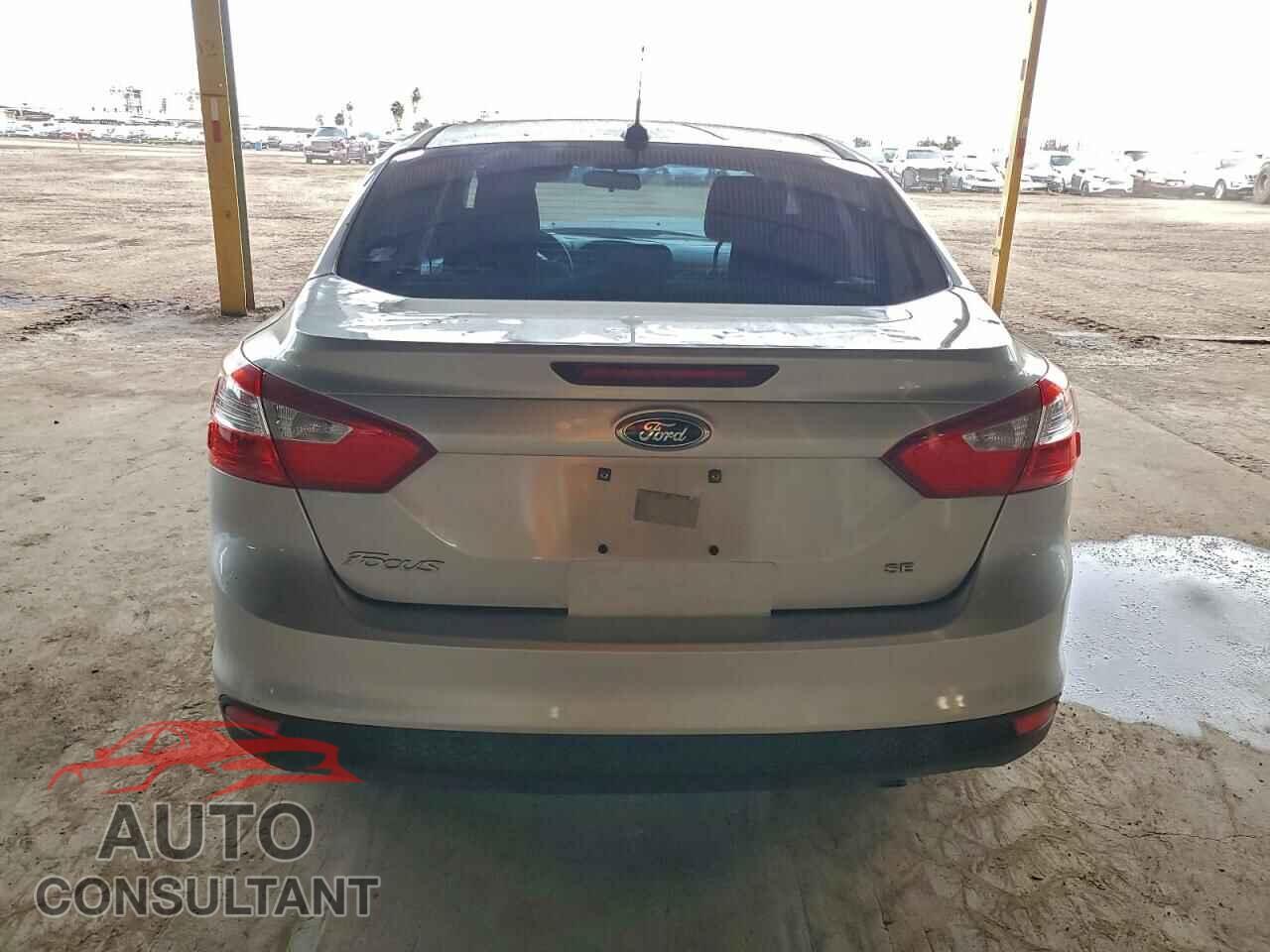 FORD FOCUS 2012 - 1FAHP3F21CL217302