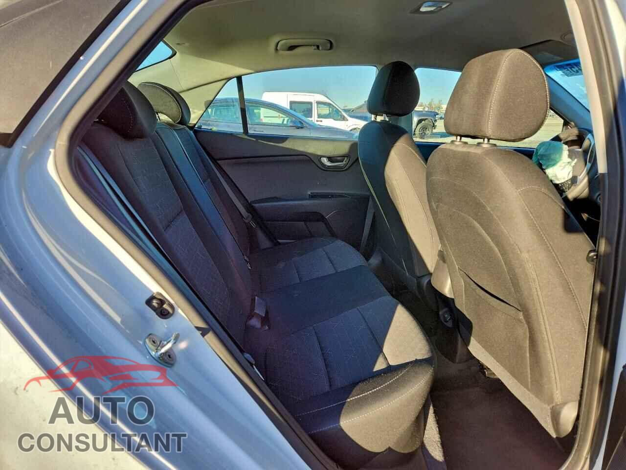 KIA RIO 2019 - 3KPA24AB0KE166034