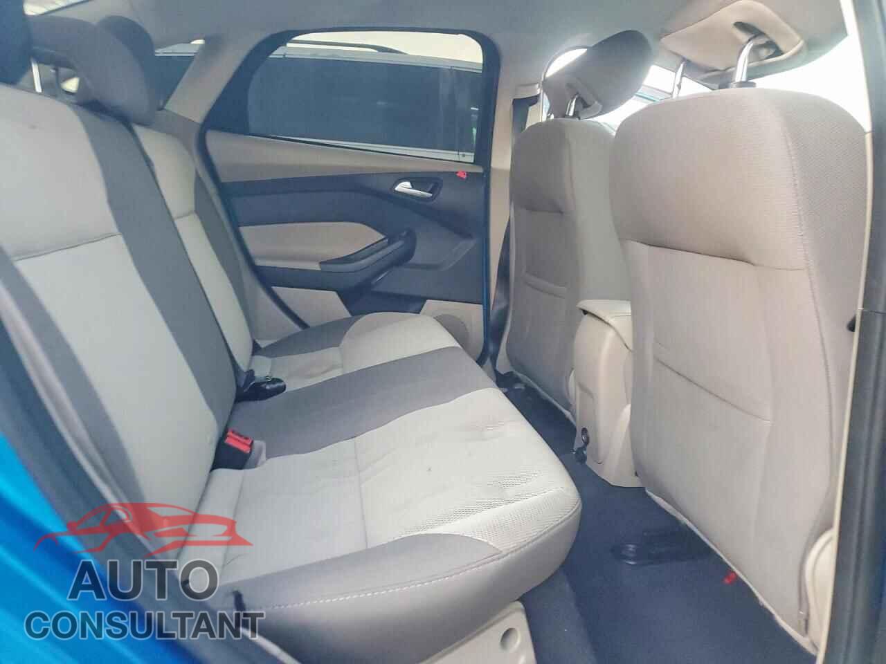 FORD FOCUS 2014 - 1FADP3F23EL432942