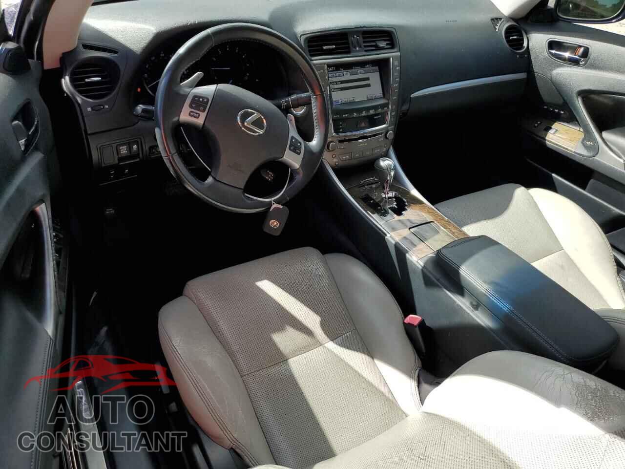 LEXUS IS 2012 - JTHFF2C26C2522060
