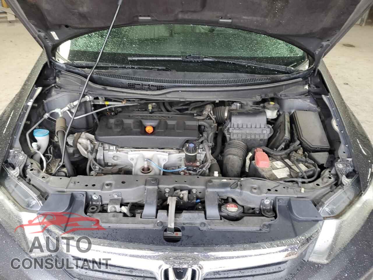 HONDA CIVIC 2012 - 2HGFB2F90CH592040