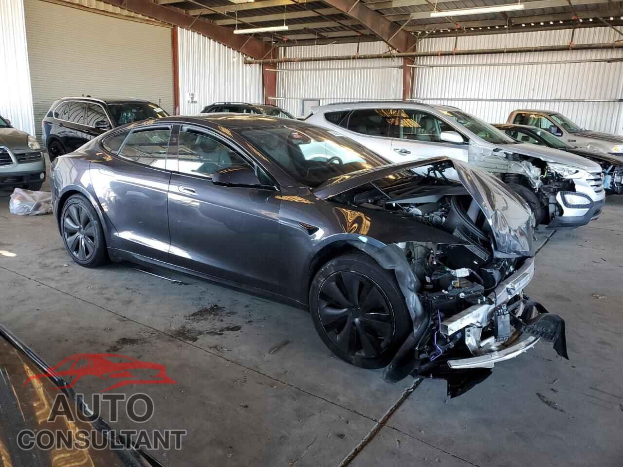 TESLA MODEL S 2024 - 5YJSA1E58RF537102