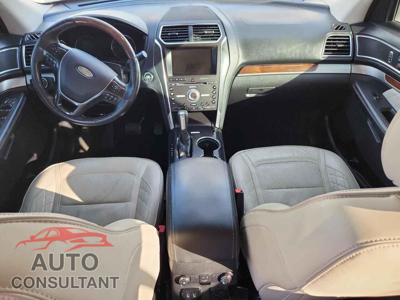 FORD EXPLORER 2017 - 1FM5K8HTXHGA11633