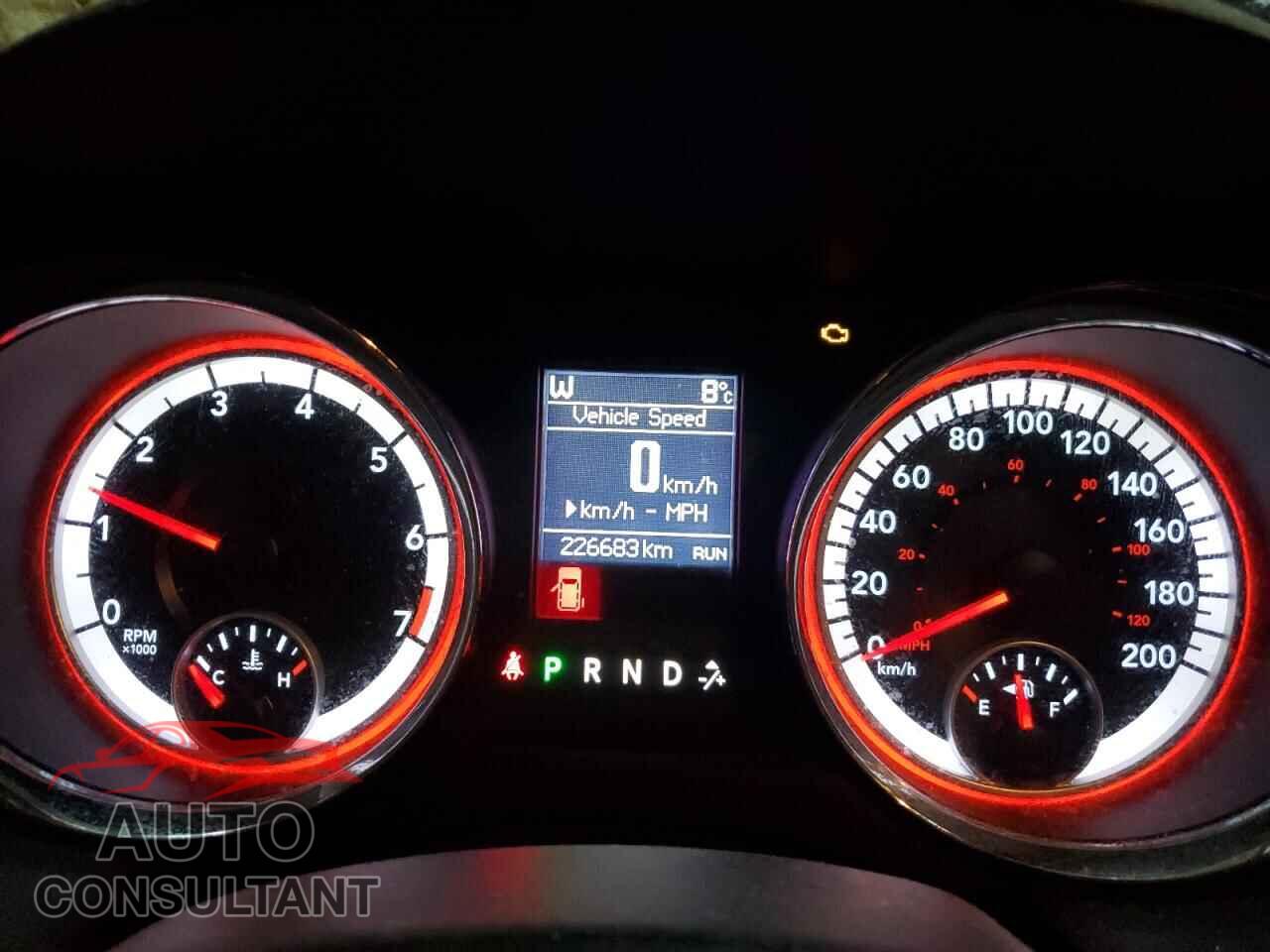 DODGE CARAVAN 2011 - 2D4RN5DG7BR652378