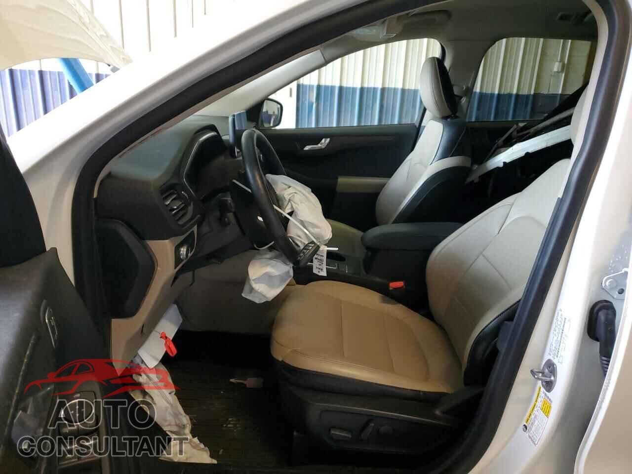 FORD ESCAPE 2020 - 1FMCU9J92LUA39698