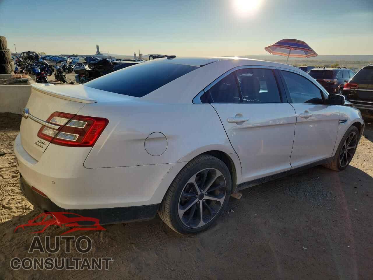 FORD TAURUS 2016 - 1FAHP2E84GG124871