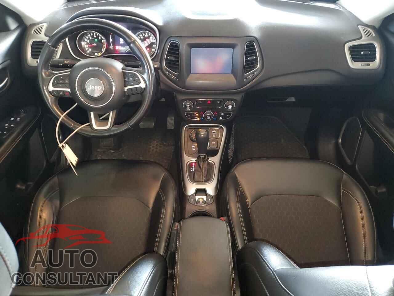 JEEP COMPASS 2020 - 3C4NJDBB6LT139078