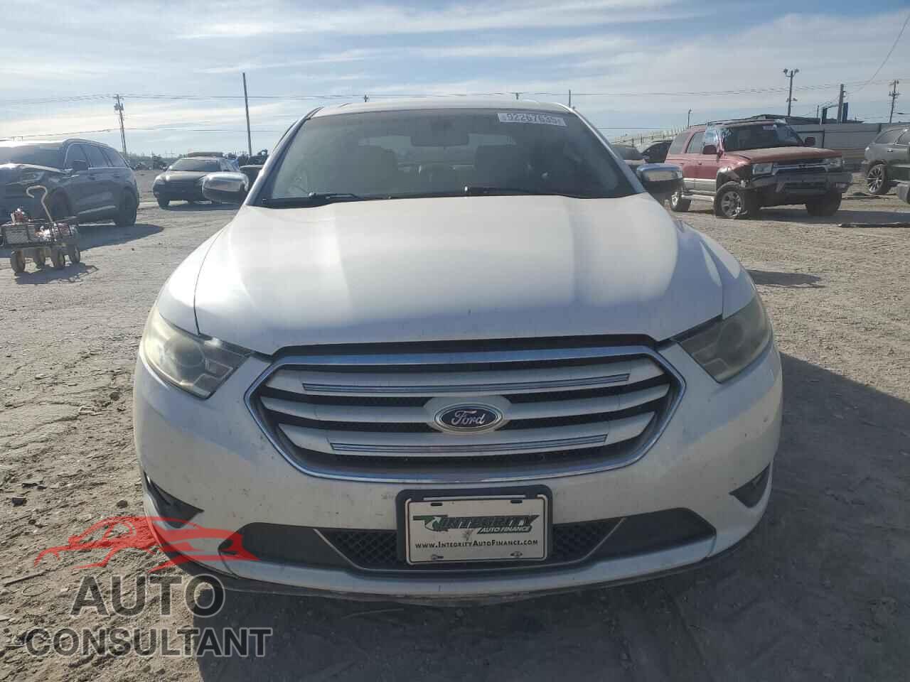 FORD TAURUS 2014 - 1FAHP2F81EG104864